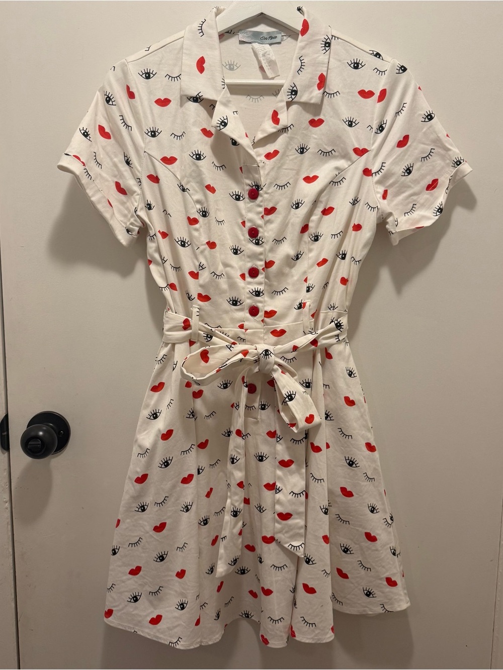 Eva Rose Vintage Rare Print Shirtwaist Mini Dress With Tie Belt